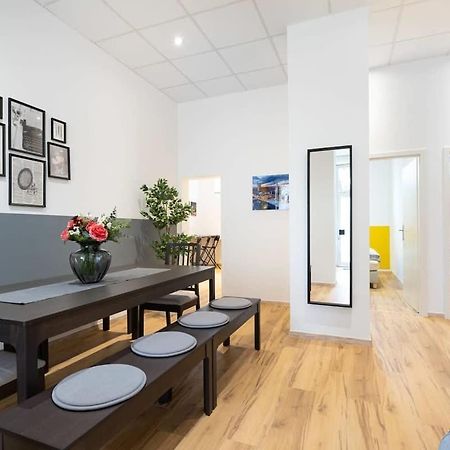 Big Central Apartment Near Rotkreuzplatz With 3 Bedroom For 12 Pax 뮌헨 외부 사진